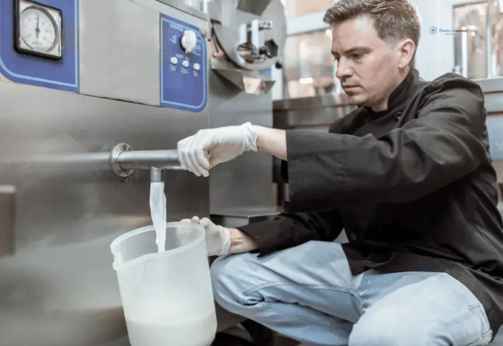 Çiğ Süt Depolama Sorumlusu Seviye 4 MYK Belgesi